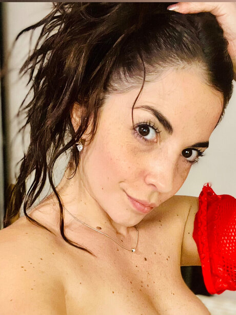 Foto desnuda filtrada de OnlyFans de Catrinadivine