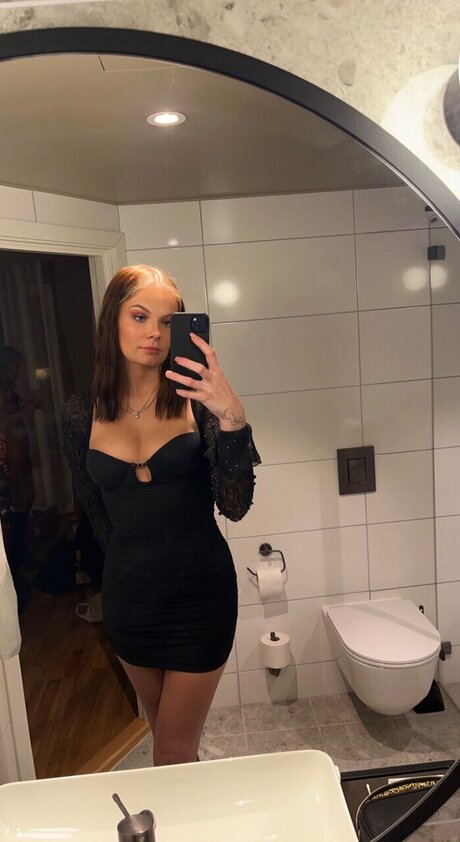 Ashely Hunny