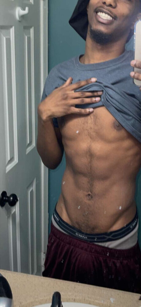 Foto desnuda filtrada de OnlyFans de Freakkz21