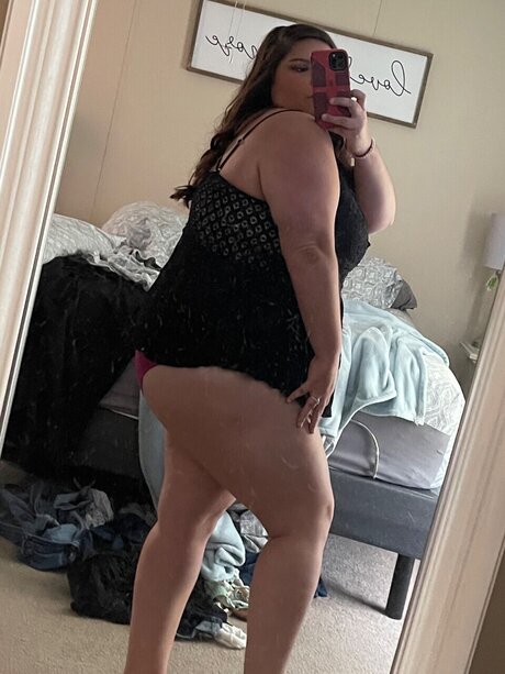 Foto desnuda filtrada de OnlyFans de Brunettebabz