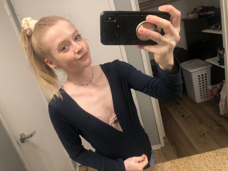 Rae Lovely