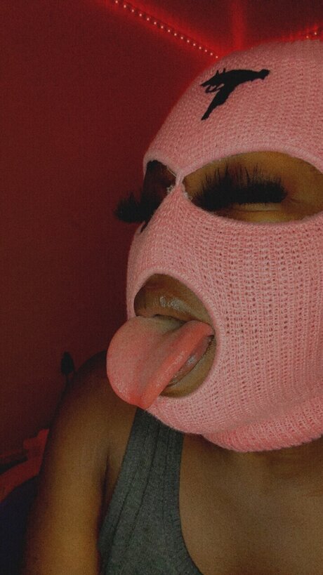 Foto desnuda filtrada de OnlyFans de Pinkchocolate