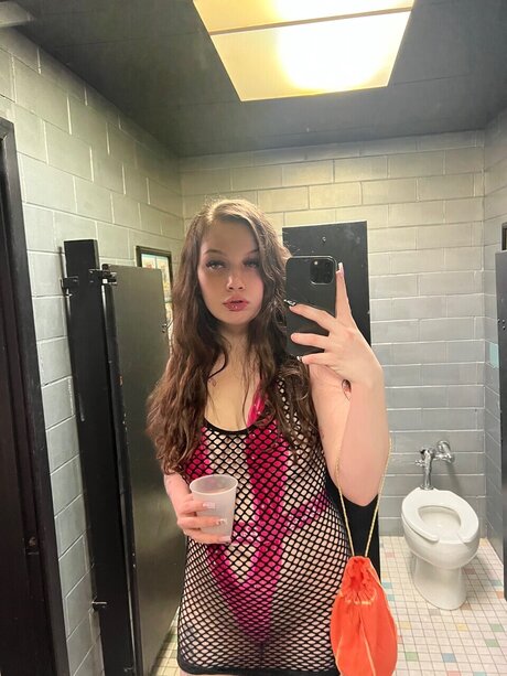 Foto desnuda filtrada de OnlyFans de H