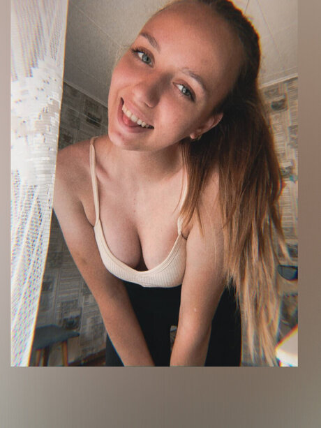 Foto desnuda filtrada de OnlyFans de Kristinka