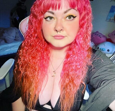 Foto desnuda filtrada de OnlyFans de Pink Goddess