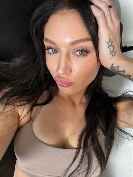 Foto desnuda filtrada de OnlyFans de Nova
