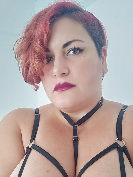 Foto desnuda filtrada de OnlyFans de Plus Pelu