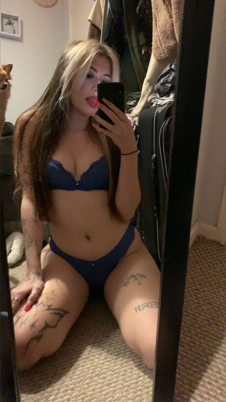 Foto desnuda filtrada de OnlyFans de Cody