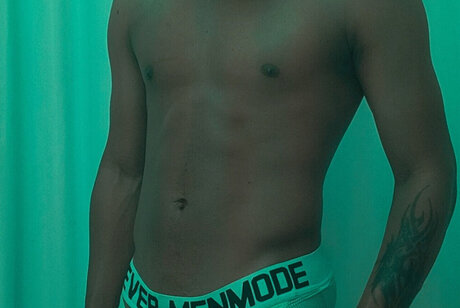 Foto desnuda filtrada de OnlyFans de X The Tree Climber