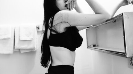 Foto desnuda filtrada de OnlyFans de Mm