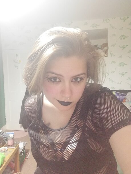 Foto desnuda filtrada de OnlyFans de Athena