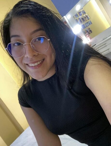 Foto desnuda filtrada de OnlyFans de Little Rosy