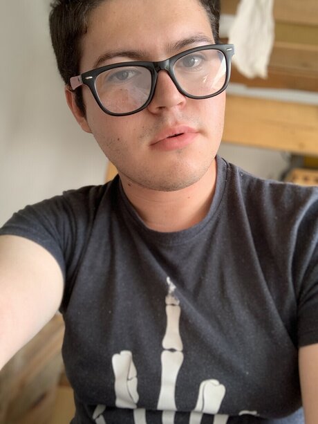 Foto desnuda filtrada de OnlyFans de Antonio Velasco
