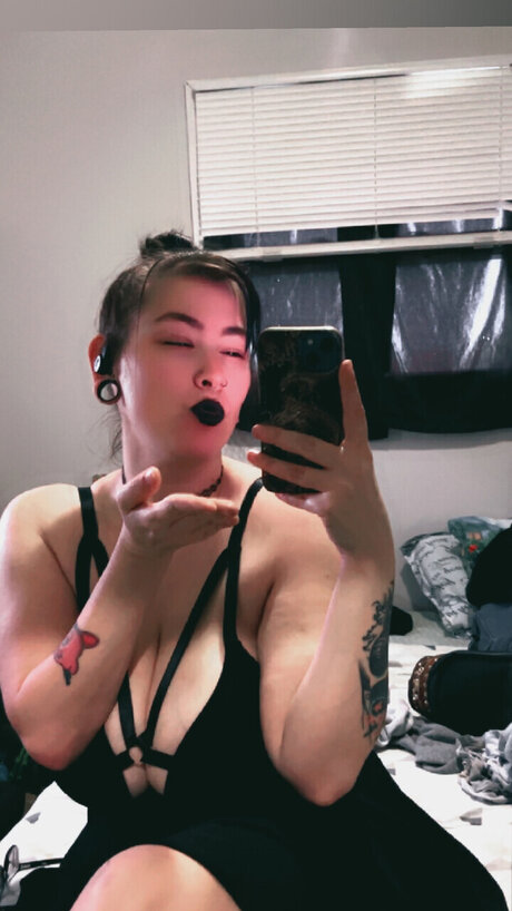 Foto desnuda filtrada de OnlyFans de Victoria