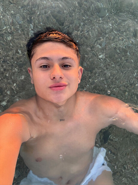 Foto desnuda filtrada de OnlyFans de Enzo Gonzalez