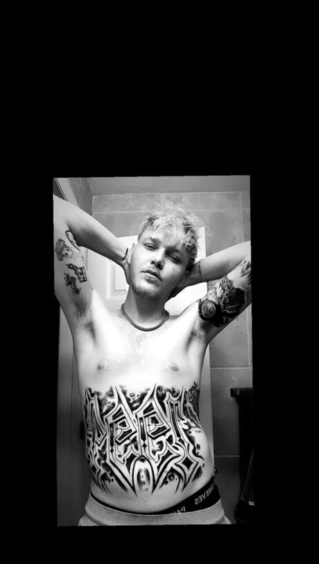 Foto desnuda filtrada de OnlyFans de Kodiak The Legend