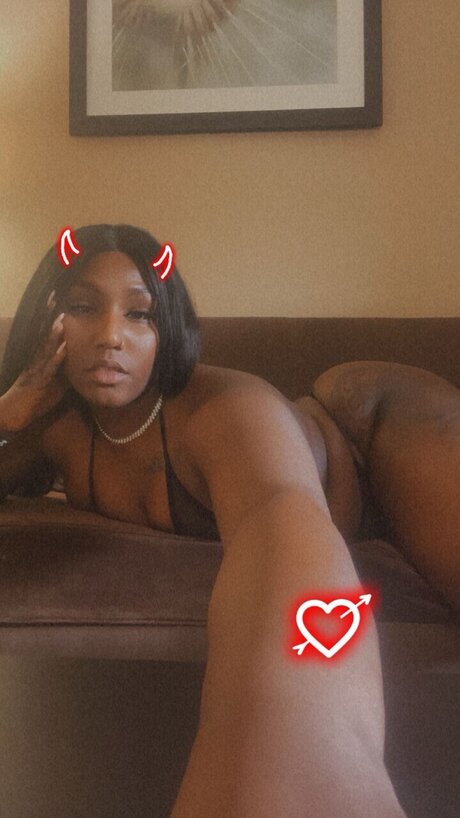 Foto desnuda filtrada de OnlyFans de Xxxdesire