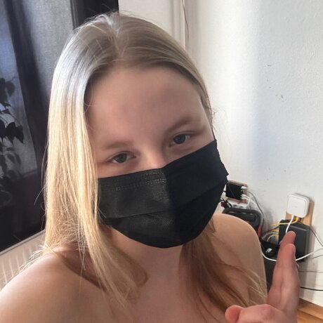 Foto desnuda filtrada de OnlyFans de Leni Jung