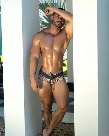 Foto desnuda filtrada de OnlyFans de Lizandro Santamaria Jimnez