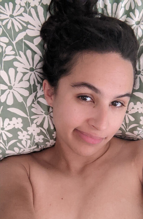 Foto desnuda filtrada de OnlyFans de Carina Denai