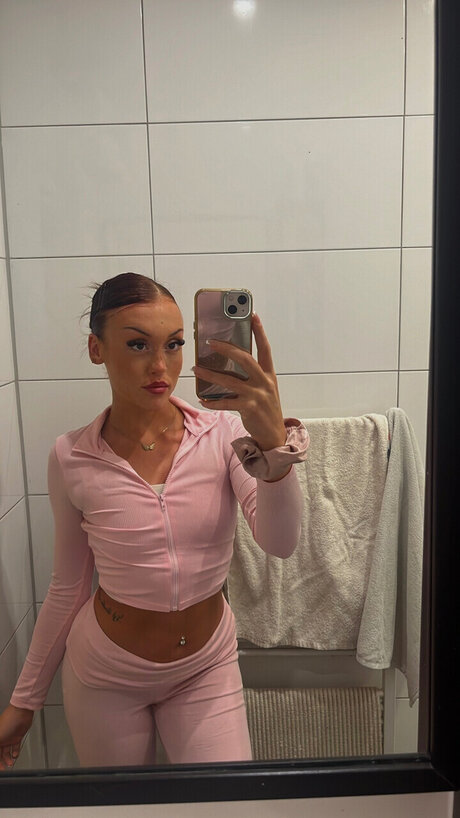 Foto desnuda filtrada de OnlyFans de Kristina 