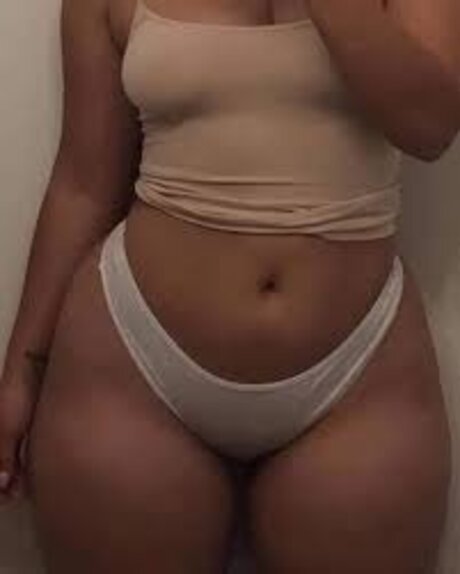 Foto desnuda filtrada de OnlyFans de Queenkath