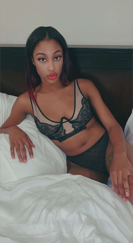 Foto desnuda filtrada de OnlyFans de Nunubunny
