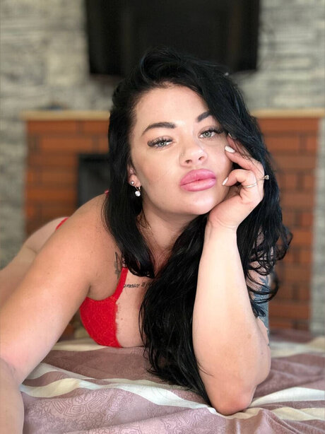 Monica 
