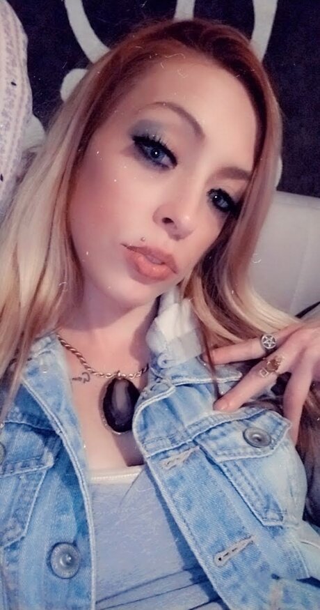 Foto desnuda filtrada de OnlyFans de Queenj