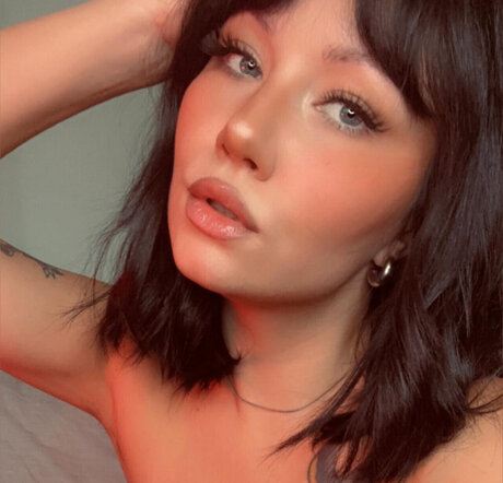 Foto desnuda filtrada de OnlyFans de Mia Holland
