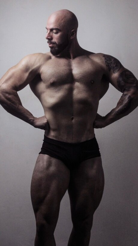 Foto desnuda filtrada de OnlyFans de Juanphysique