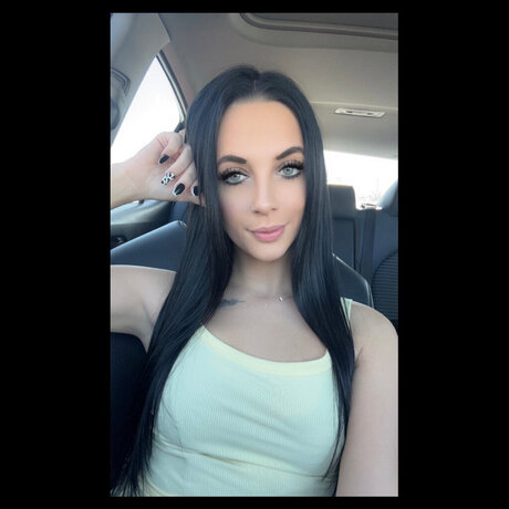 Foto desnuda filtrada de OnlyFans de Lilserenabby