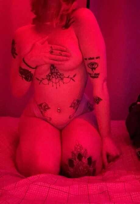 Foto desnuda filtrada de OnlyFans de Mae