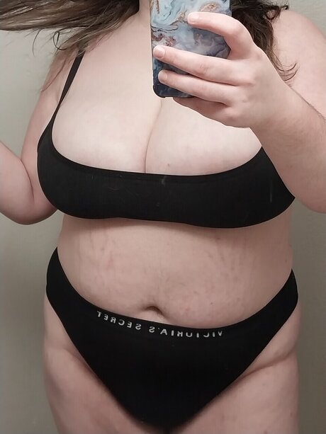 Foto desnuda filtrada de OnlyFans de Bristol Vellum