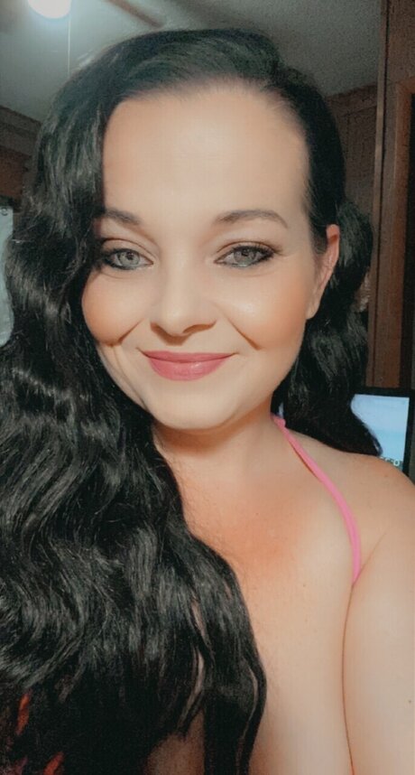 Foto desnuda filtrada de OnlyFans de Freaks Bi Nature