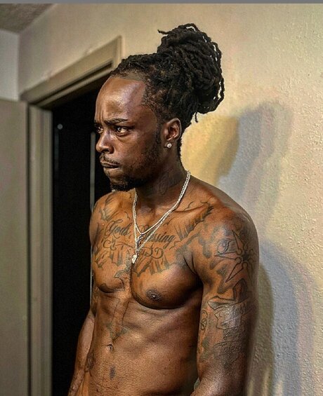 Foto desnuda filtrada de OnlyFans de Kingzay Thatruth Model
