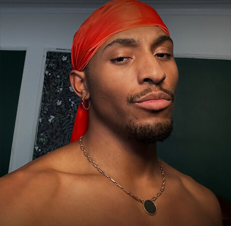 Foto desnuda filtrada de OnlyFans de Sky