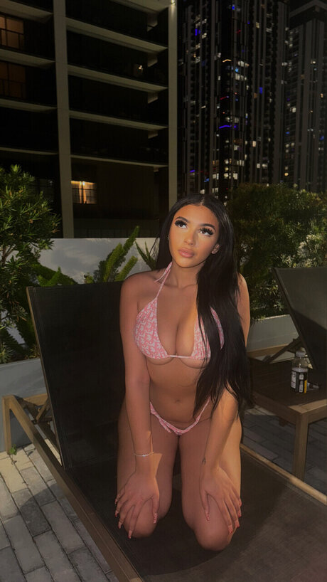 Foto desnuda filtrada de OnlyFans de Lina Sara