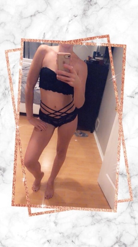 Foto desnuda filtrada de OnlyFans de Tannjbabe