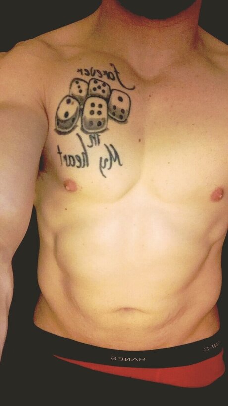 Foto desnuda filtrada de OnlyFans de Jack Jones