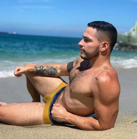 Foto desnuda filtrada de OnlyFans de Julian Rojas