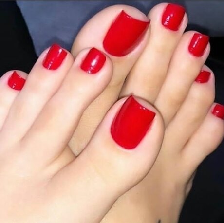 Feet Ampamp Isis Barcelona Masturbation Club