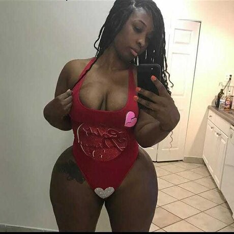 Foto desnuda filtrada de OnlyFans de Venessa Brown