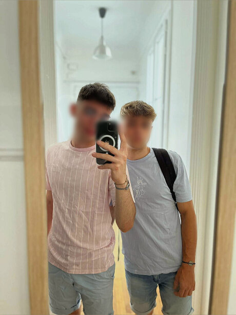 Foto desnuda filtrada de OnlyFans de Leoraphaelofficiel