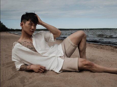 Foto desnuda filtrada de OnlyFans de Nickolas Nguyen