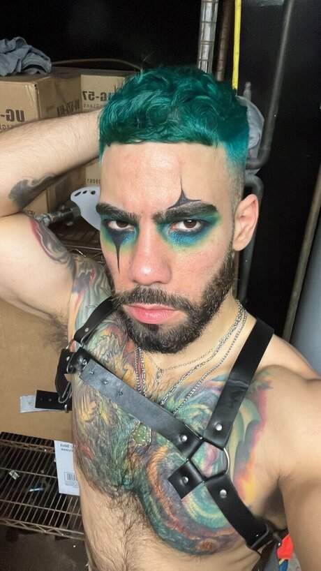 Foto desnuda filtrada de OnlyFans de Papi Suave