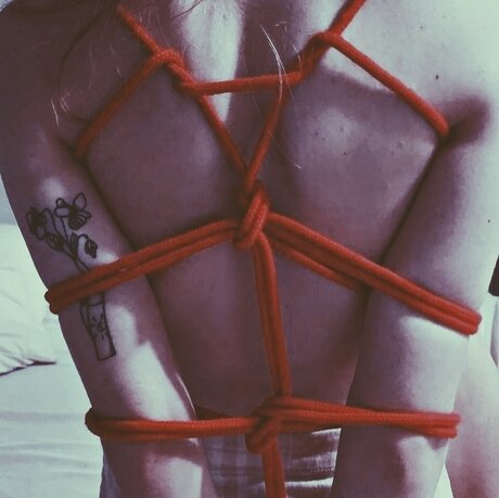 Foto desnuda filtrada de OnlyFans de Mika