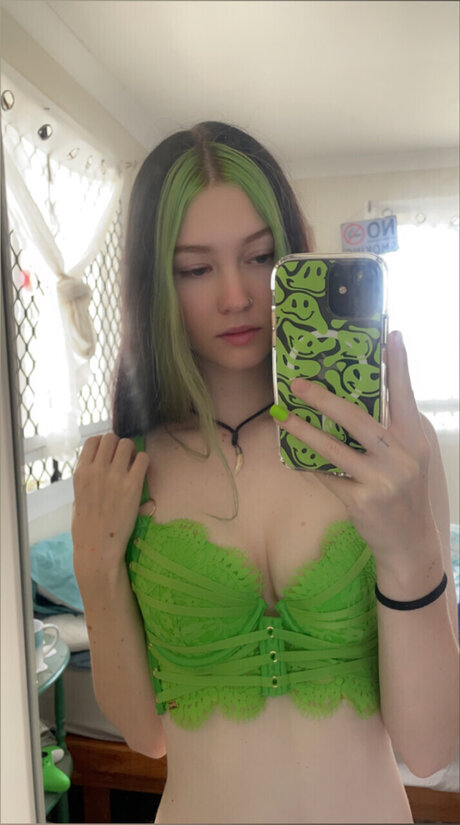 Foto desnuda filtrada de OnlyFans de Aaliyah 