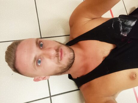Foto desnuda filtrada de OnlyFans de Stefanoallegrucci