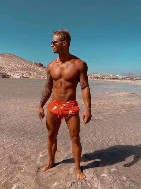 Foto desnuda filtrada de OnlyFans de Loveradv